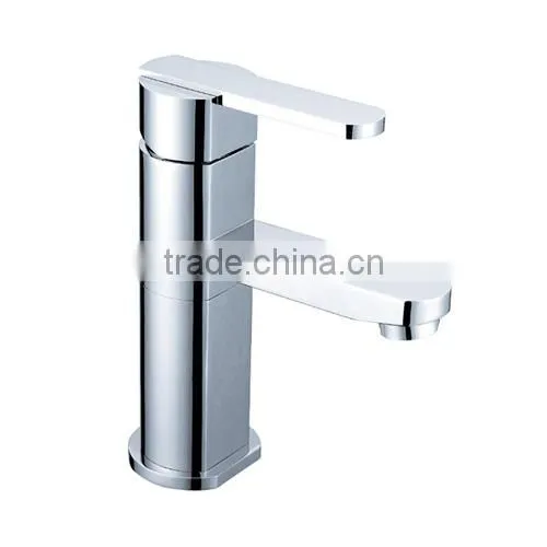 Single lever brass bath faucet with diverter chrome plated