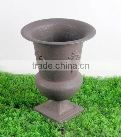 8009420CA- Metal Urn
