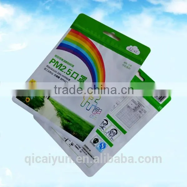 zipper plastic bag/plastic packing bag with zipper lock/clear plastic zipper bag with handle