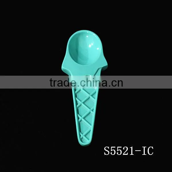 Melamine spoon