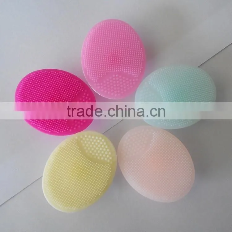 Double refers to fashion and convenient and durable silicone facial brush