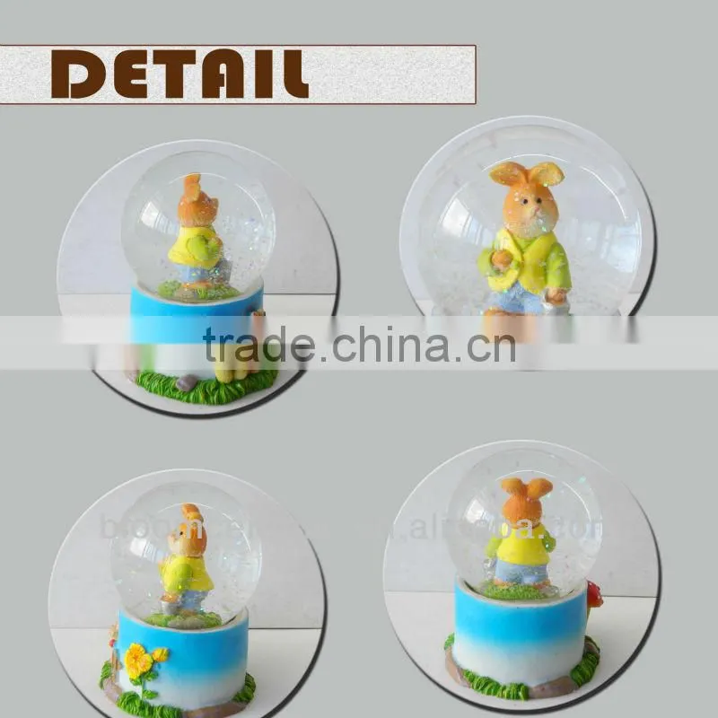 Modern handcraft water globe