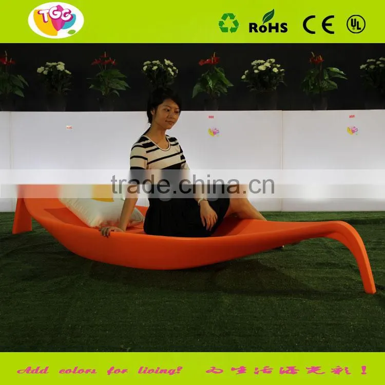 Eco-friendly colorful leisure bed for garden