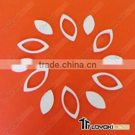 Leaf-shaped wall sticker