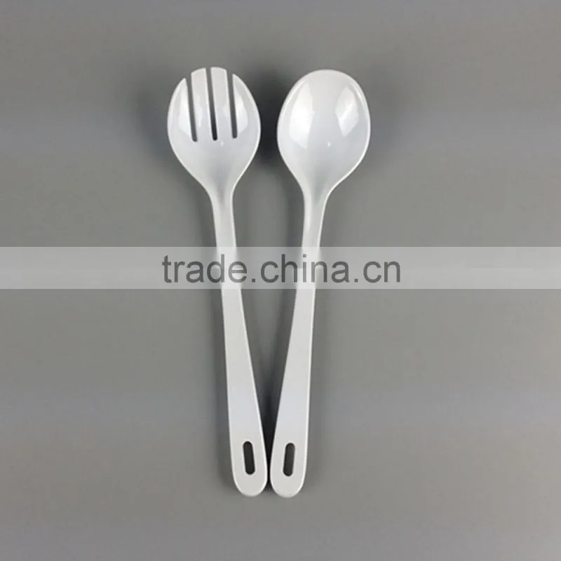 Different size fashion style durable plastic white melamine salad spoon