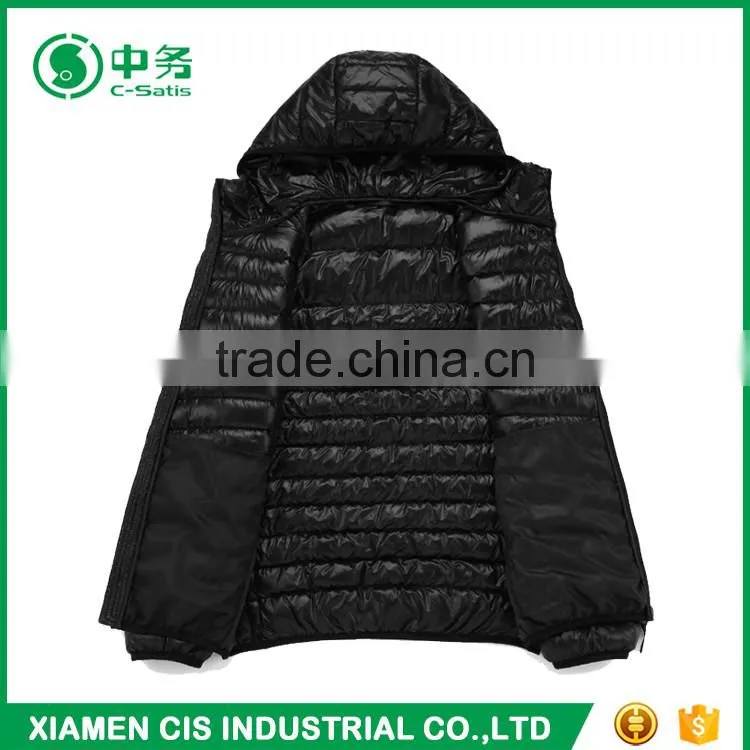 Classic Design Winter Breathable Hooded Black Puffer Jacket for Men