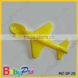2015 Blue And Pink Airplane Shape Plastic Baby Spoon