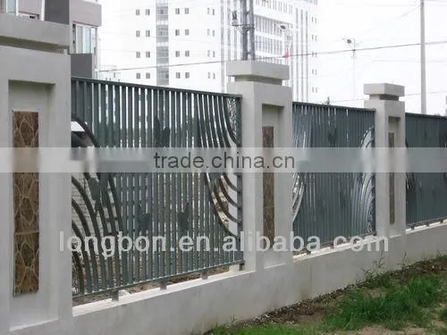 2014 Top-selling hand forged modern iron fence design