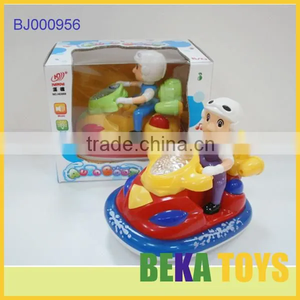 2014 Newest Toys White Kids Novelty Electric Led Robot Toy Small Plastic Cartoon Robot Toys