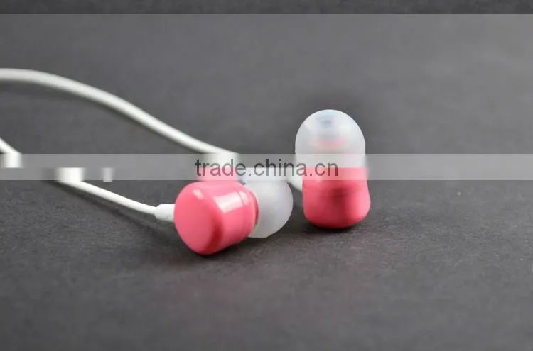ULDUM best selling bass earphone illuminated candy earphone for children and girls