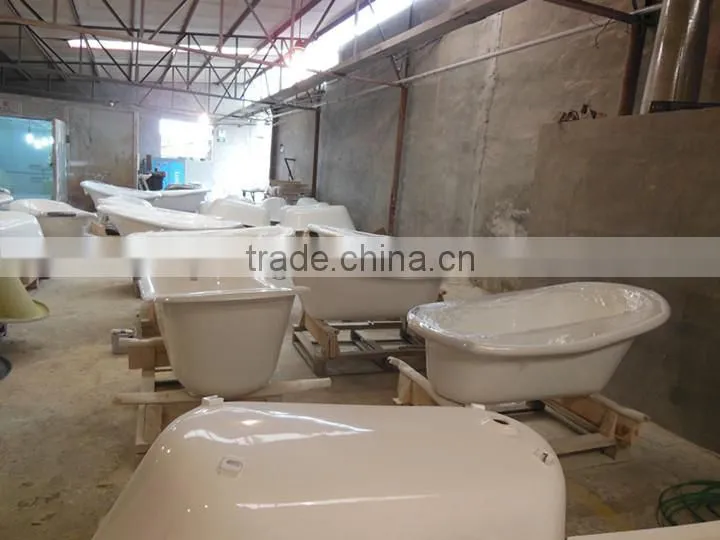 classic bathtub