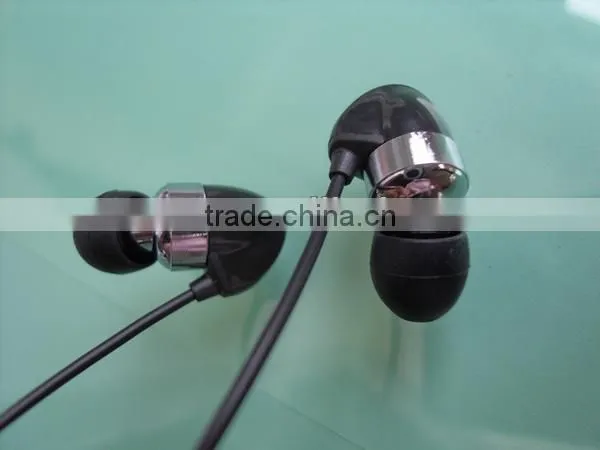 Colorful new design fashional shoes shape metal ear phone and ear bud