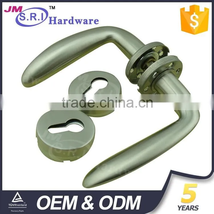 China supplier stainless steel lever door handle , flat door handle