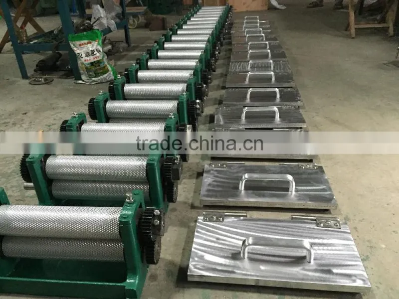 305*640 mm roller stainless steel beeswax foundation flat sheet machine