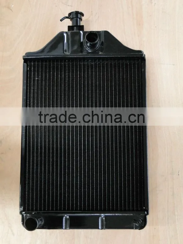 High Quanlity Copper Radiator for MF ( Messay fugerson)165/135/185 /240 tractor