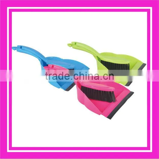 dustpan and brush set for table