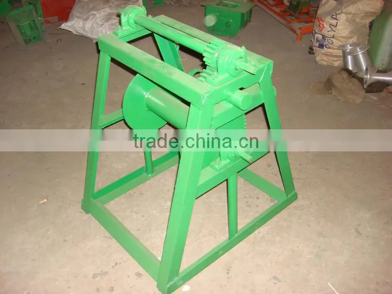 Hand winch, manual winch