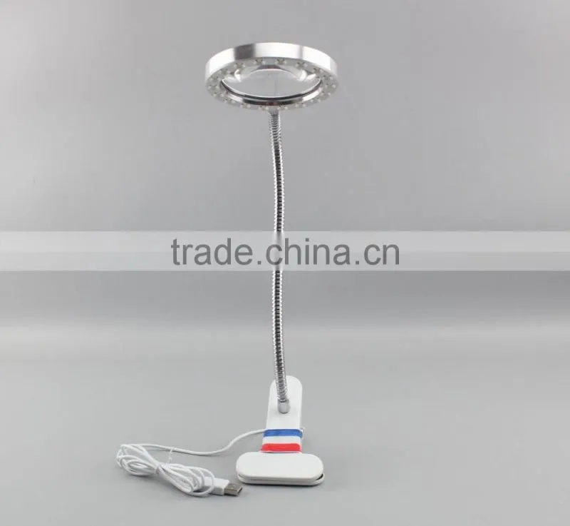2016 latest popular fashionable New design gooseneck clip reading magnifier with LED light