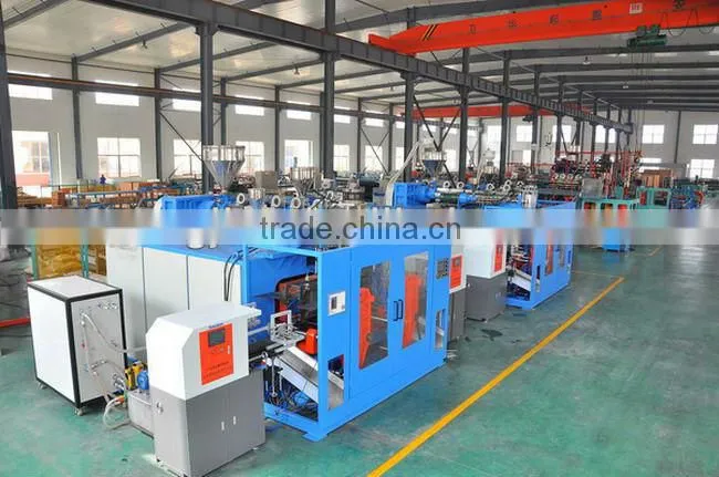 plastic blow molding machine