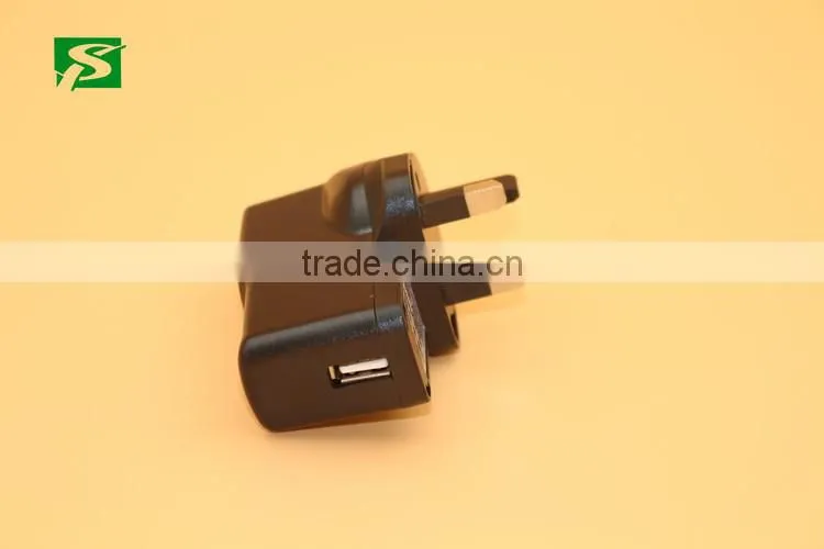 UK 3 pin fashion mobile charger with 1 year warranty