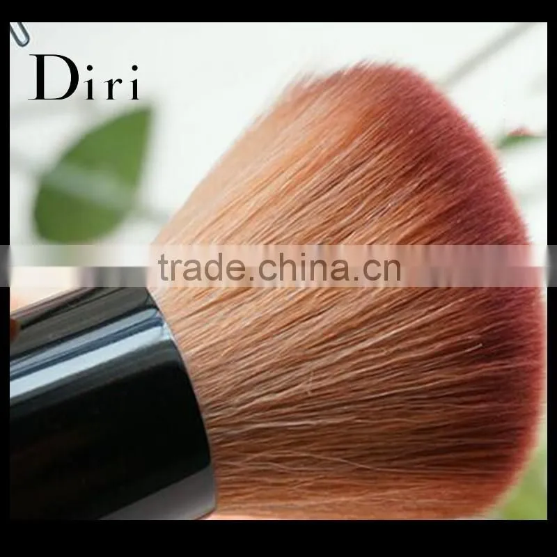 New design dispensing kabuki powder brush