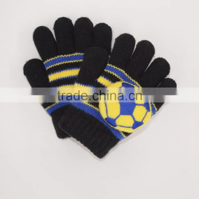 kid's extra warm knit gloves with football (in stock)