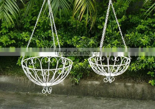 Lovely Vintage Wrought Irons Antirust Metal Fruit Basket