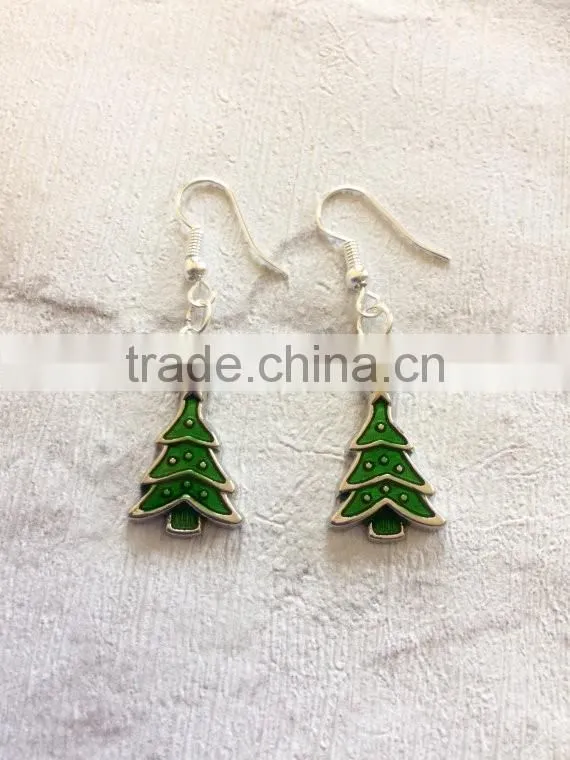 Novelty Christmas Earrings, Tree earrings, Christmas Tree Earrings