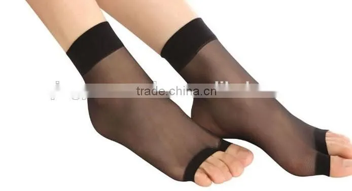 lady`s cozy toe open silk socks
