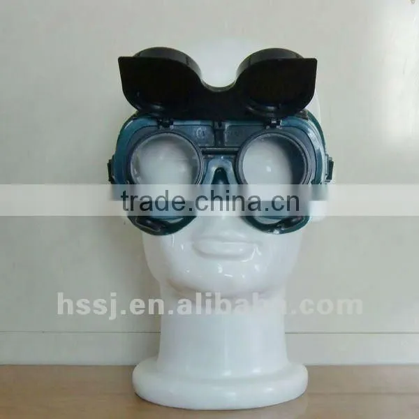 2016 green welding goggles flip-up lens economic PC lens eye protection welding goggle for sales
