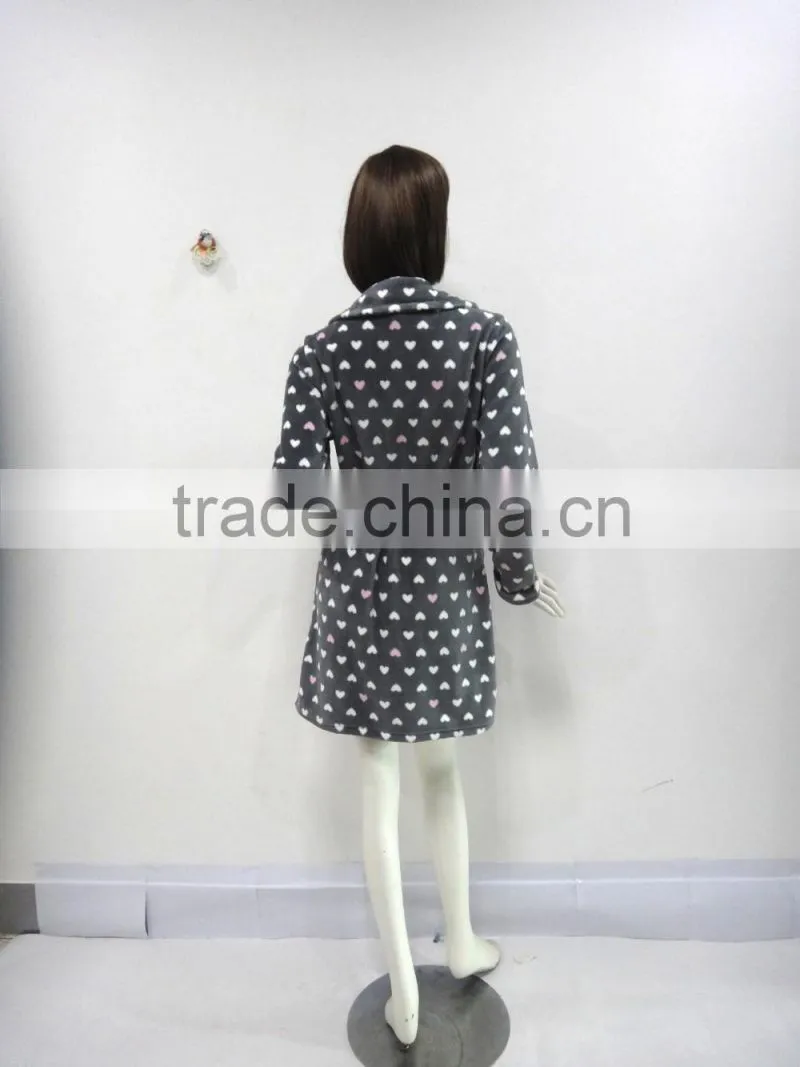 Lovely bind lapel loveing heart gray robe with two big pockets woman