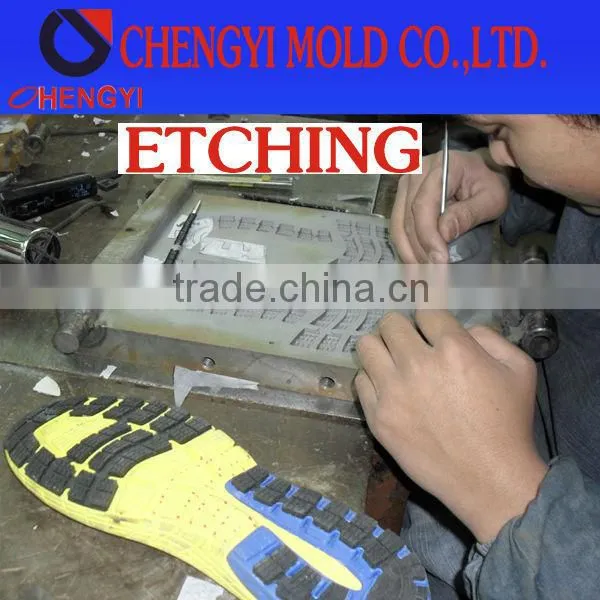 2014 popular PVC air blowing slipper mould for man