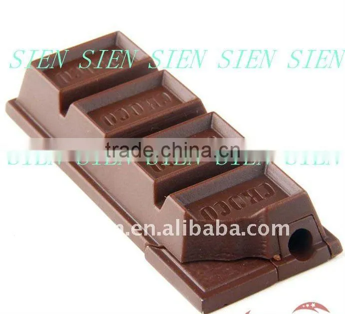 Chocolate enrobing machine