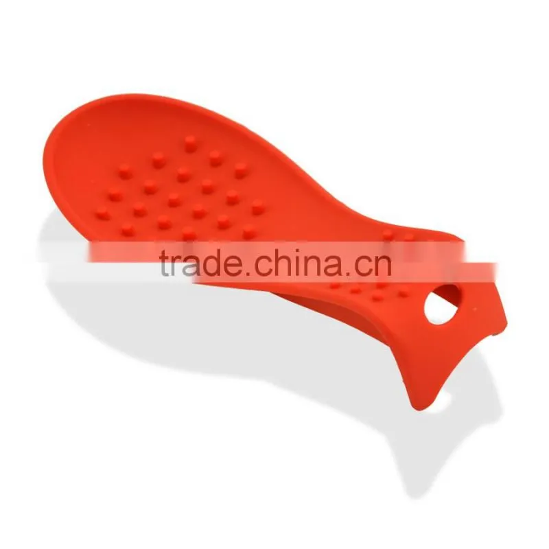 Almond-Shaped Spoon holder Silicone Spoon Rest With A Unique Design