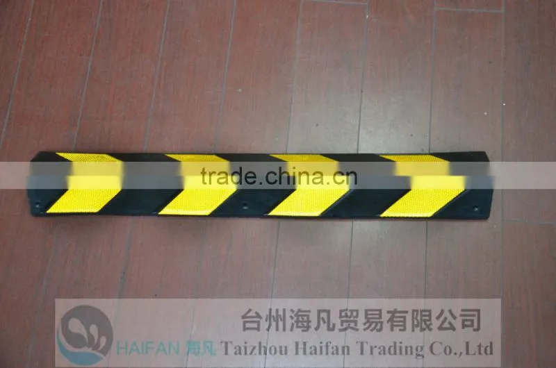 parking corner guard of retro reflective sticker /Wall Corner Protector with Reflective Tape/Decorative Rubber Wall Corner Guard