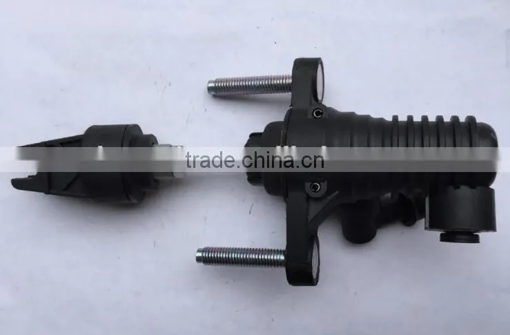 European Truck Clutch Master Cylinder 1927829 1523400 1800442 for Scania