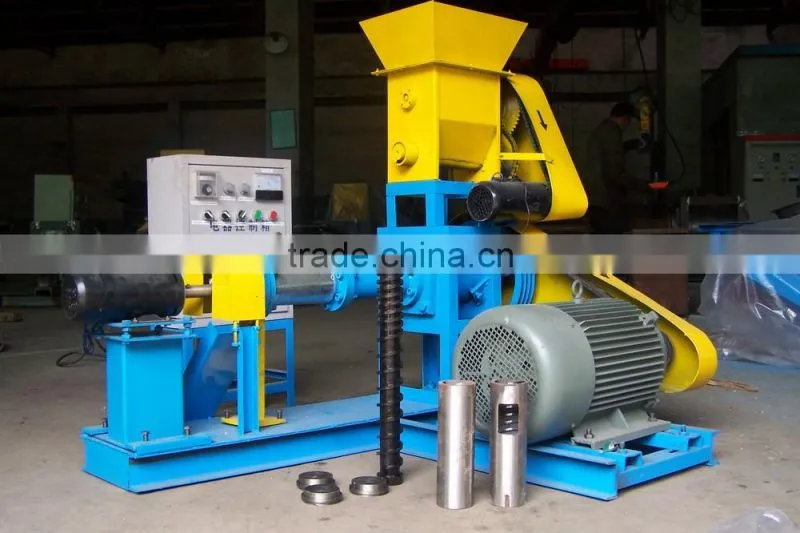 Long time floating fish food machine