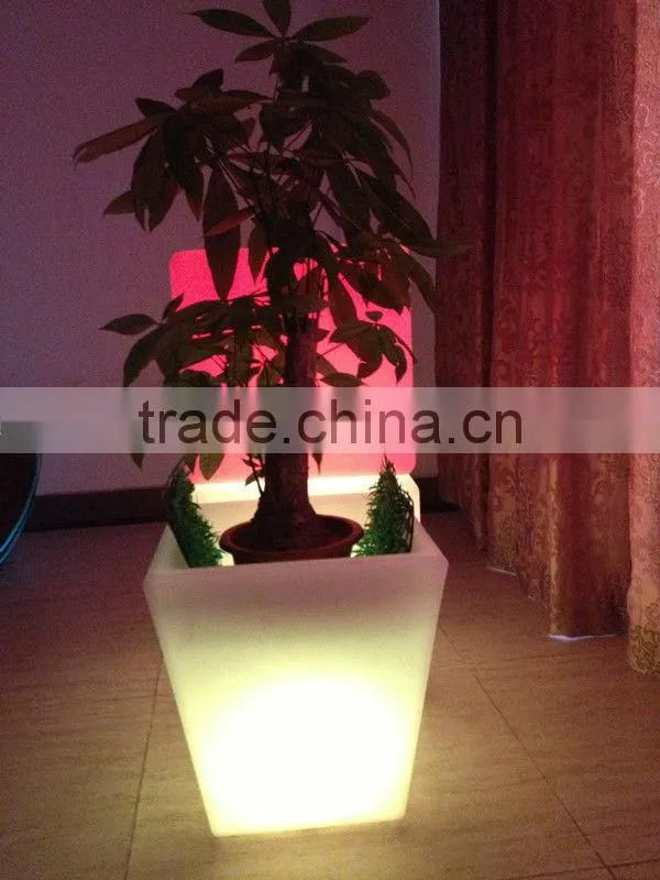 PE Material Rotational Moulding Plastic waterproof colorful LED garden Flowerpot