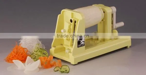 Japanese Manual Turning Slicer Tsumakiri Kun Katsuramuki Equipment for Raddish Tsuma