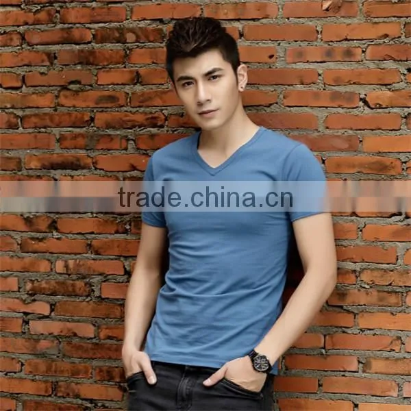 mens flocking printing v neck type t shirt
