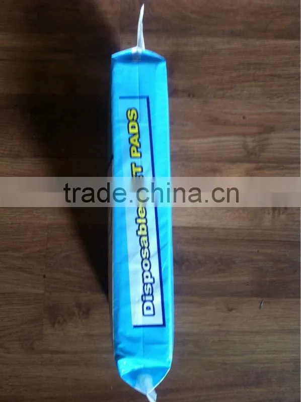 Liquid absorbent pad for pet