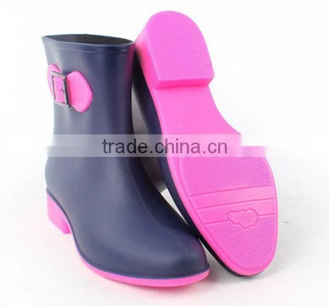 2015 new style garden rubber PVC cheap clear women raining boots