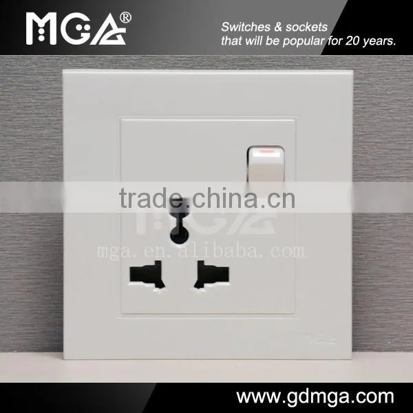 16A switched universal electric socket
