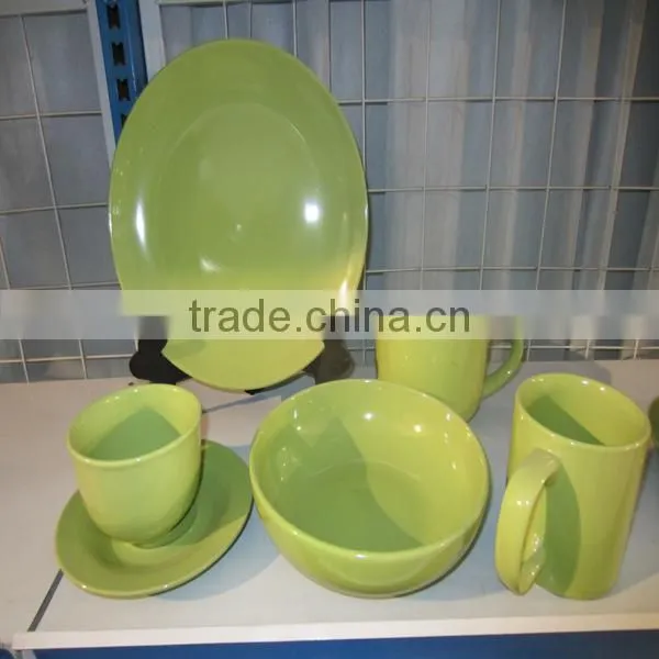 New Round green16pc Ceramic Stoneware Dinner sets in Pakistan -Dinner Plate+Dessert Plate +Mugs+Bowls Service For 4