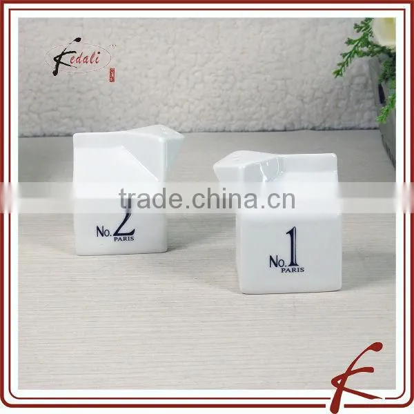 ceramic box shape salt and pepper shaker