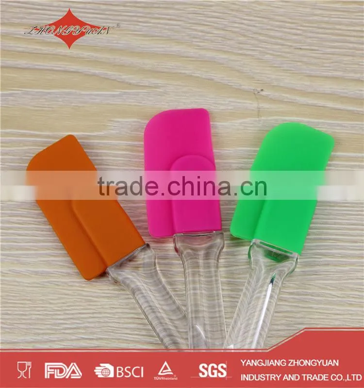 3-piece silicone spatula set with plastic handle