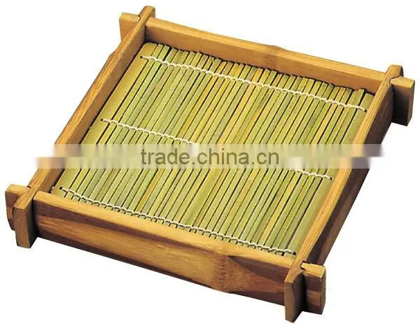 Soba Noodle Platters Bamboo and Plastic Soba Noodle Platters