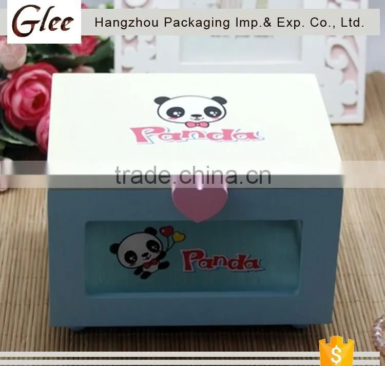 Marvelous elegant lovely wooden jewellery box