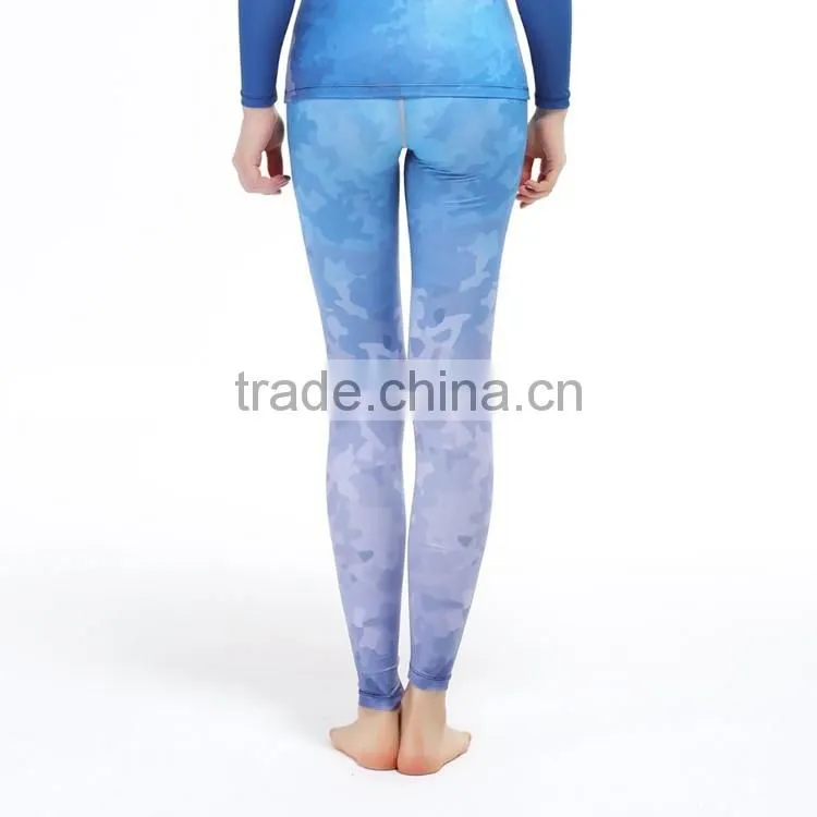 2016 fashion girls/womens in tight running pants with OEM service