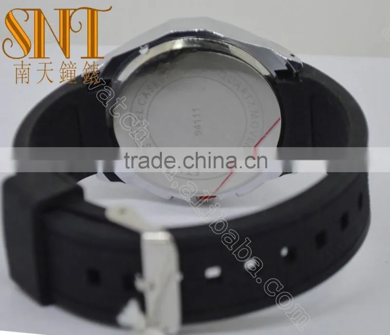 SNT-94111 have 3 chrono eyes high quality quartz watch
